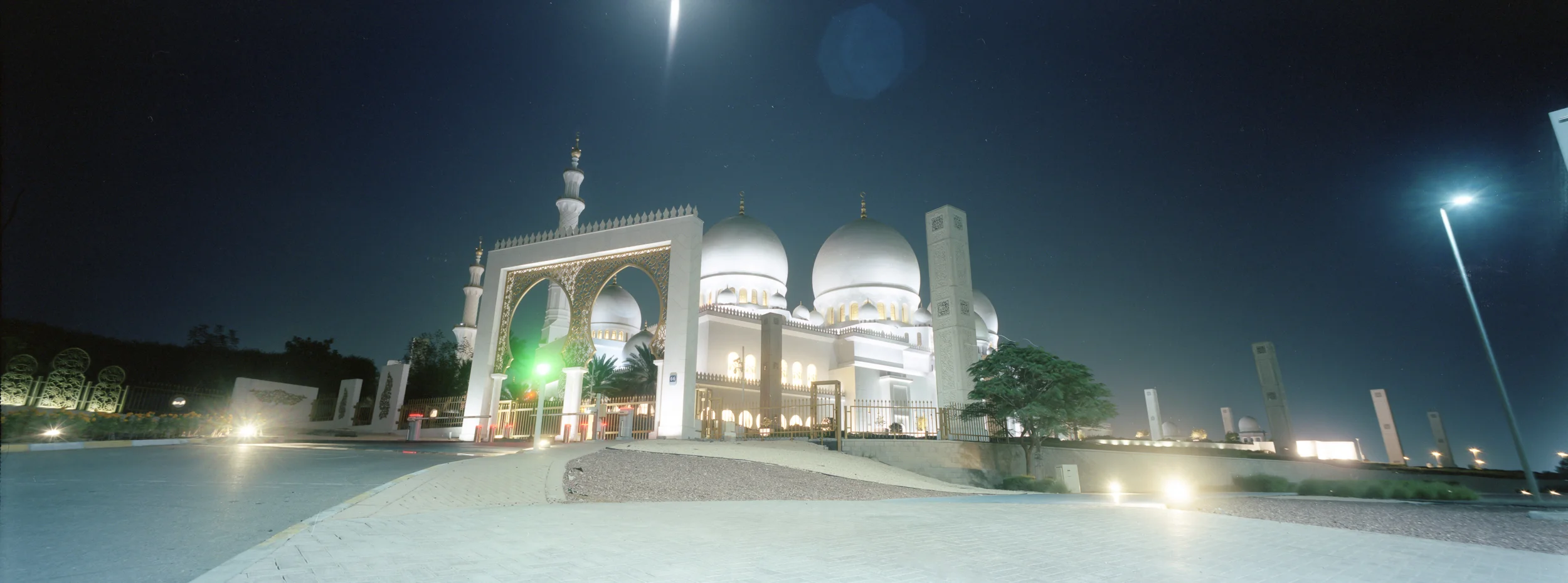 Sheik Zayed Mosque | K6x15VX | Portra 400