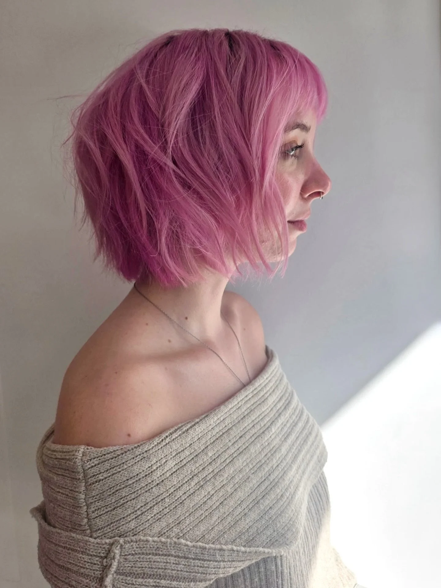 Beautiful bright color (and cut!) done by our very own Senior Design Team member @gareth_salonemboston 🌸 Call or text 617.262.8118 to book your services with Gareth today! 

#salonevamichelle #newburysalon #bostonsalon #pinkhair #bestofboston