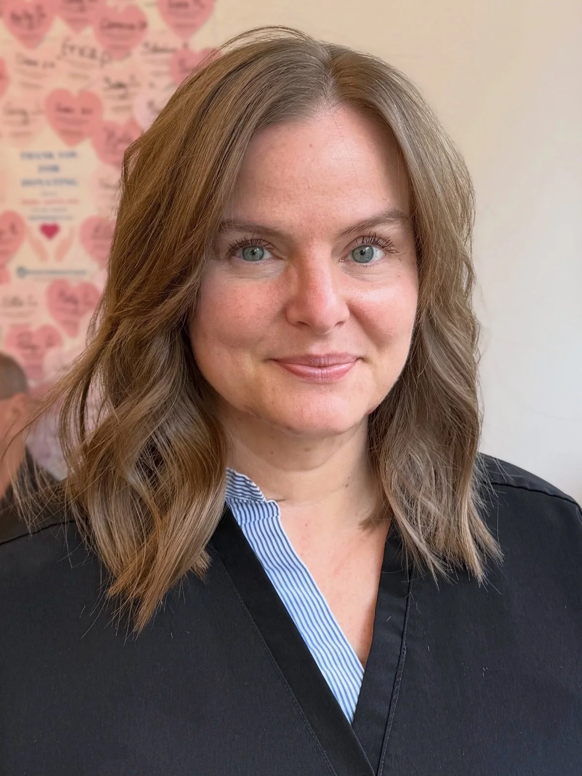 Summer chop with Master Designer @evamustafai 🌼

Check off manageble, lightweight hair from your to-do list! Just what is needed for the warmer months to come (🤞) 

Book with Eva by call/text at (617)262-8118 or through our online portal salonevami