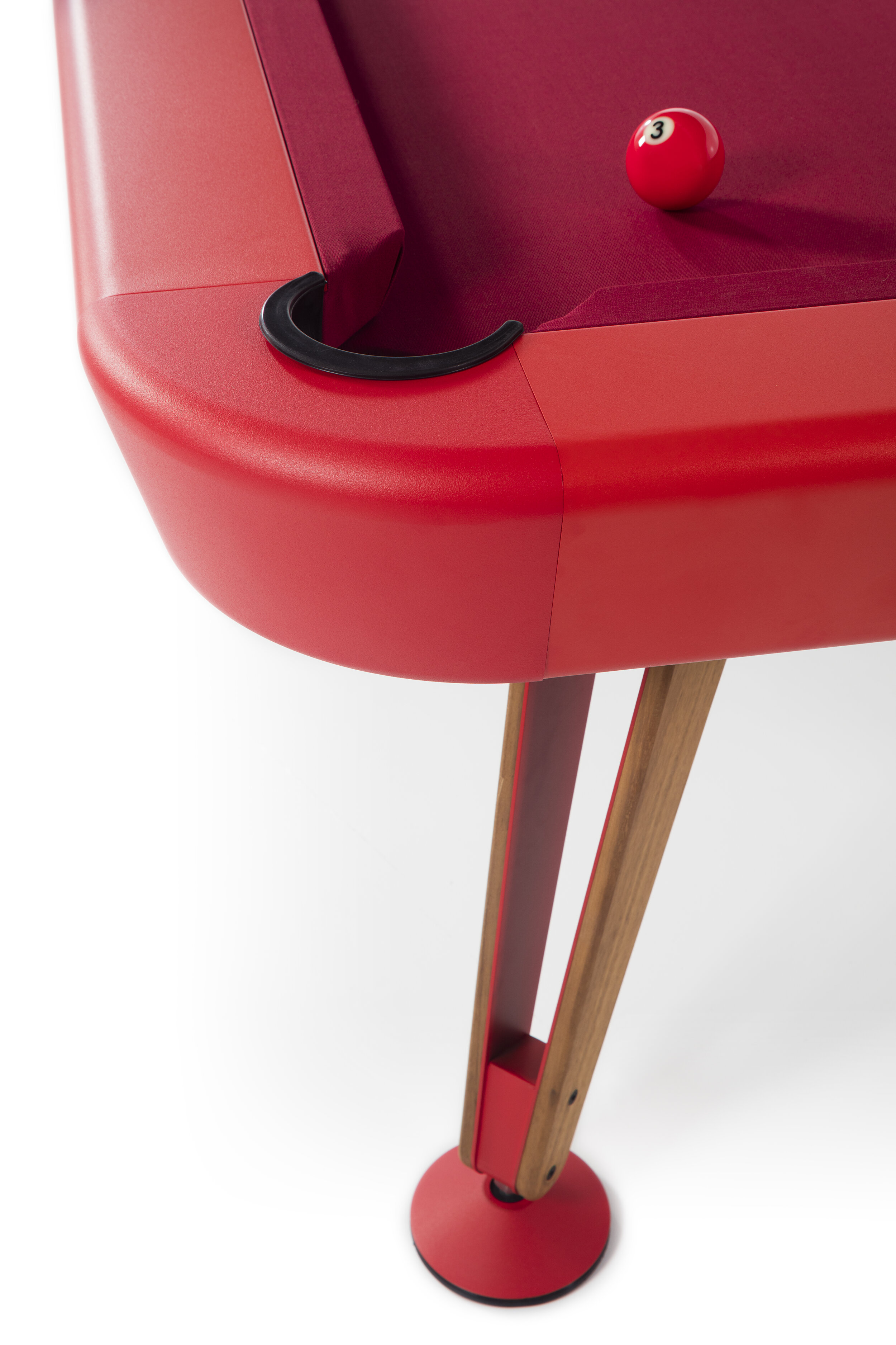 DIAGONAL POOL TABLE