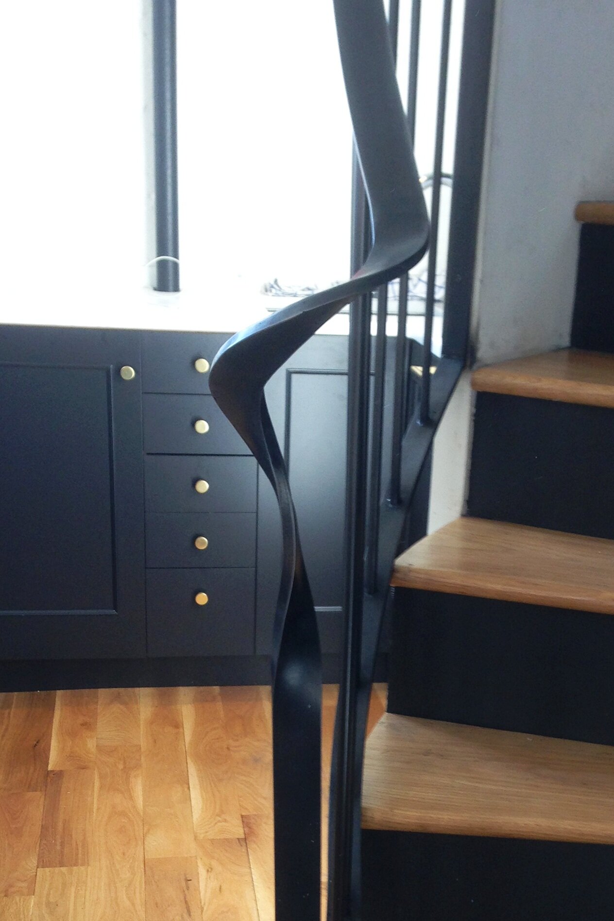 CurlyStaircase2.jpg