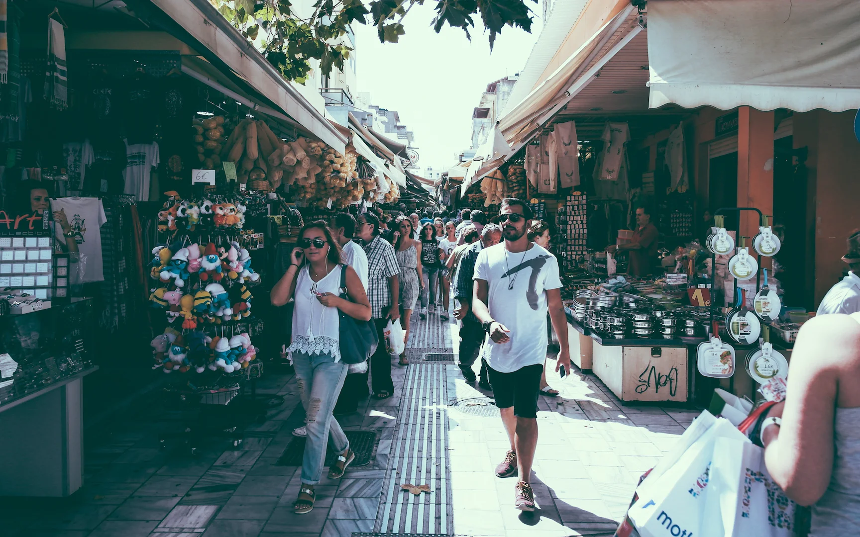 Η αγορά πάντως είναι πάντα ζωντανη
