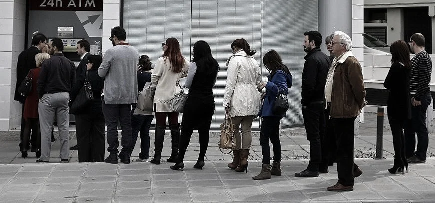 H συζήτηση που ΔΕΝ γίνεται