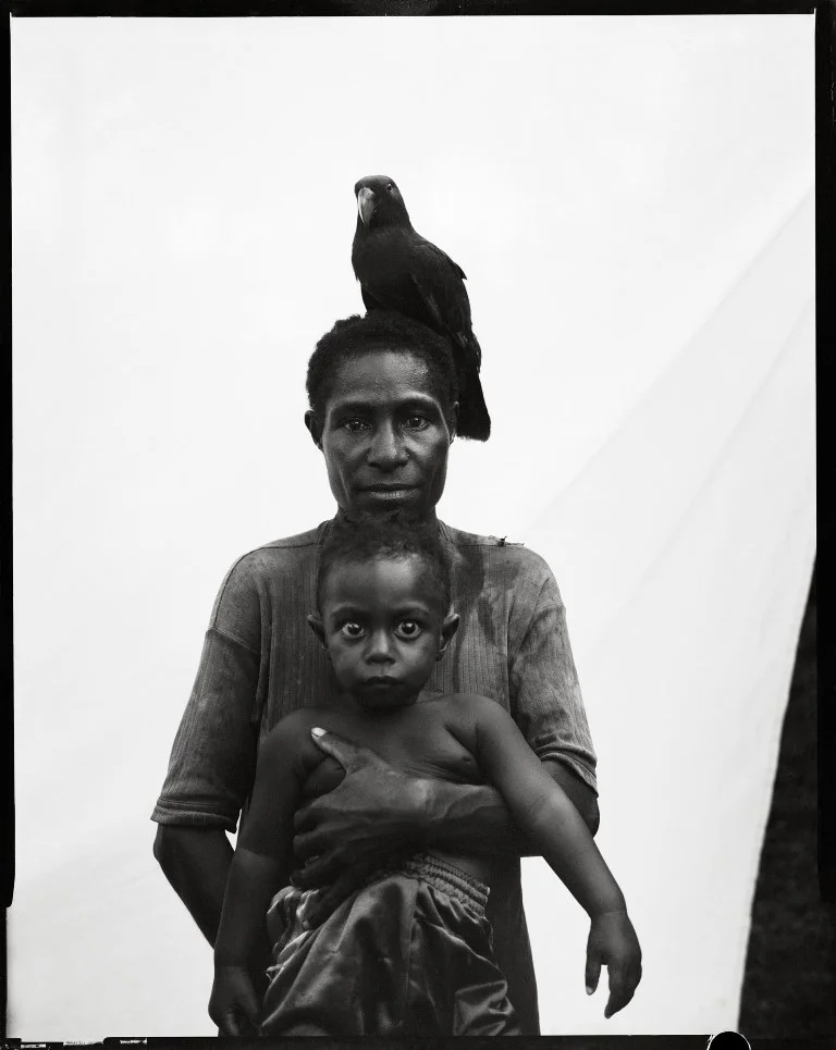 Stephen Dupont "Urista Korimbun, baby Bono Korimbun and a green parrot"