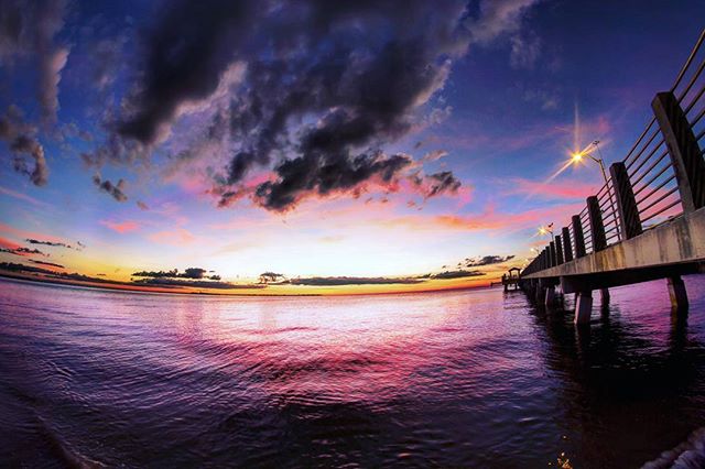 As the sun goes down, over the water....#florida #stpete #stpetebeach #cleargram #tampabay #sunset #sunsets #instaburg #ilovetheburg #colorful #lovefl #liveamplified #pureflorida #roamflorida #fun_in_florida #igersflorida #instagram_florida #flogrown