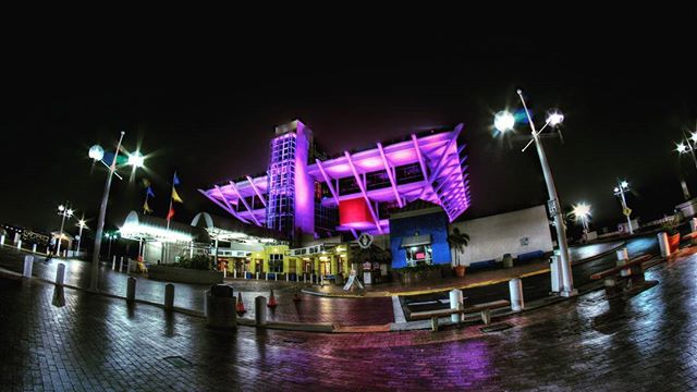 Throwback for another St Pete Pier pic #tbt #florida #lovefl #city #purple #stpete #instaburg #igersflorida #igersstpete #ilovetheburg #tampabay #night #pureflorida #roamflorida #cityscape #picoftheday #photooftheday #instagram_florida #liveamplified