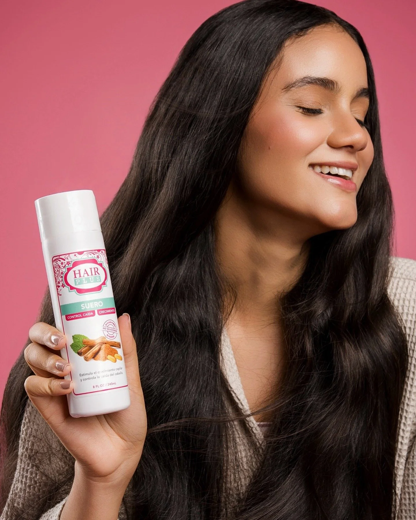 ✨ Fuerza, control caida y crecimiento en cada gota ✨

Nuestro Suero Crecimiento Hair Plus es el paso infalible para una melena m&aacute;s fuerte, abundante y saludable 🌿💆&zwj;♀️

Su f&oacute;rmula rica en extractos naturales estimula el crecimiento