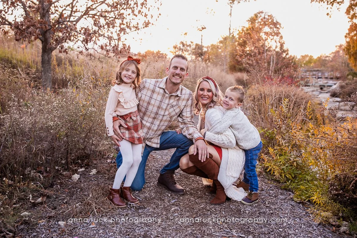 Olenyik Family_2_watermarked-001.jpg