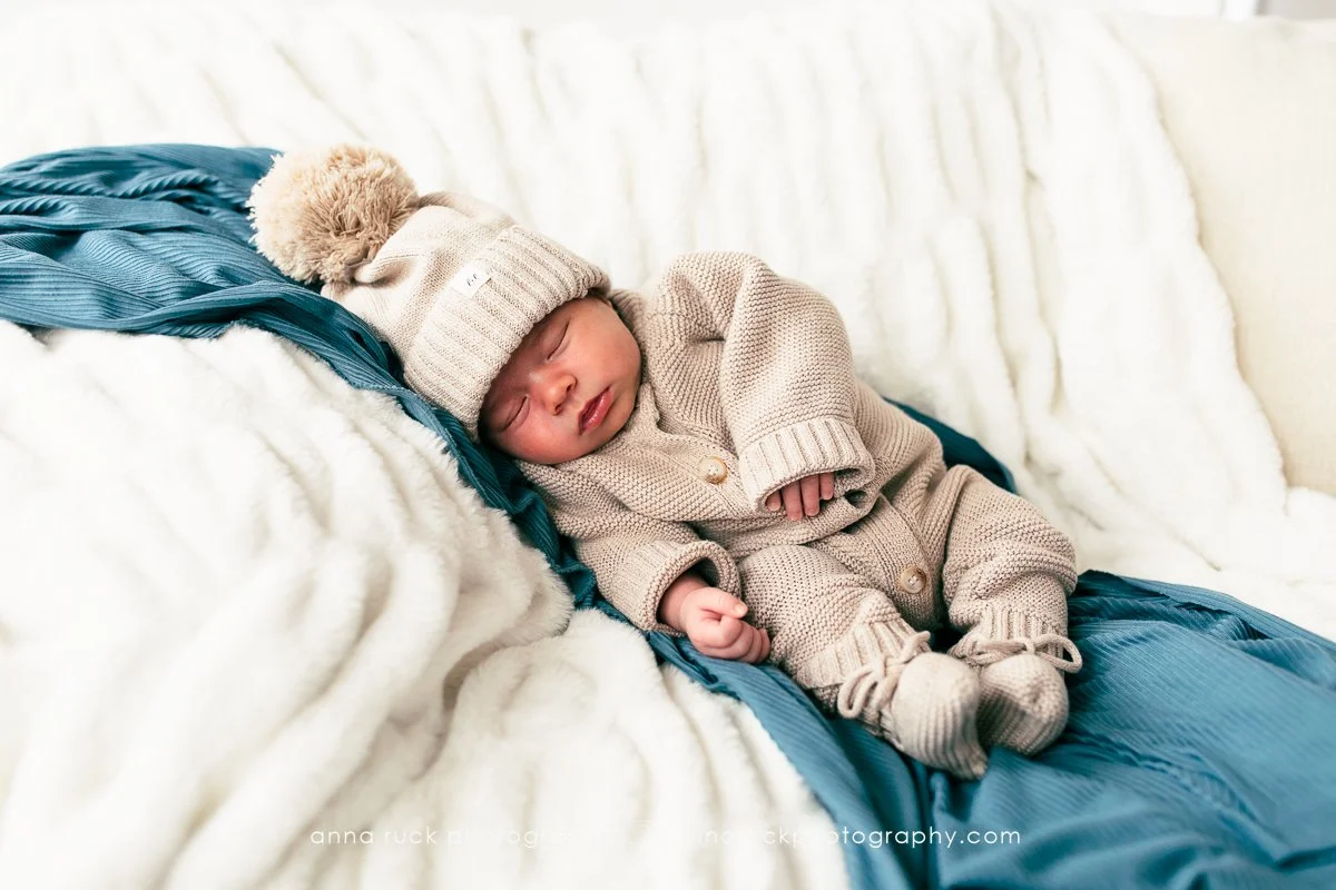 Harrison baby-one month old_2025_watermarked-6.jpg