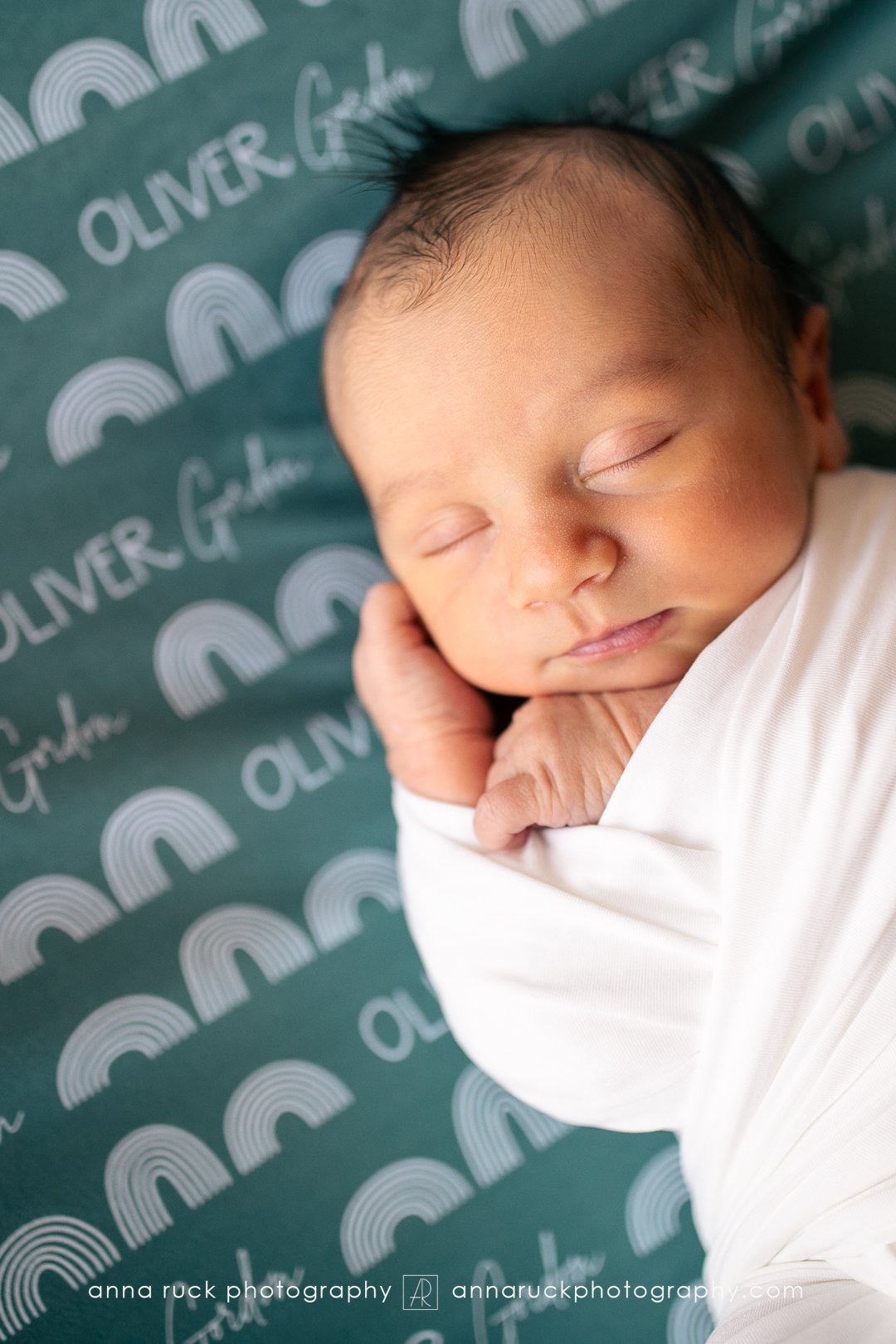 Oliver_newborn photos_watermarked-1.jpg