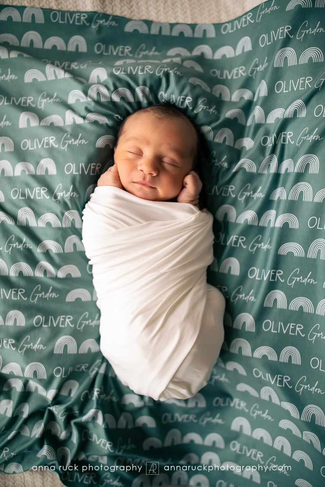 Oliver_newborn photos_watermarked-5.jpg