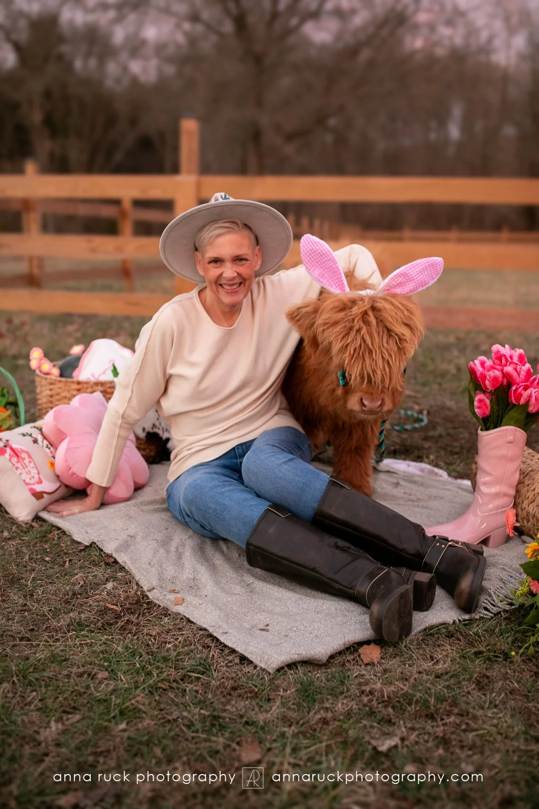 Mini cow photos_watermarked-106.jpg