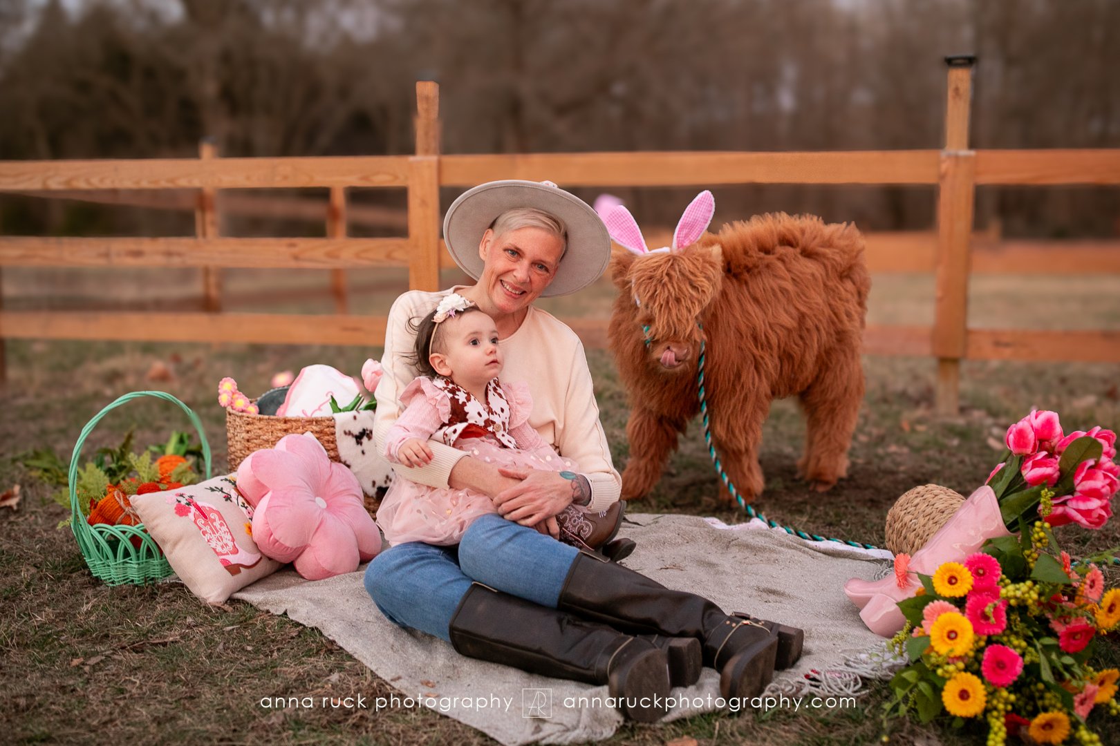 Mini cow photos_watermarked-112.jpg