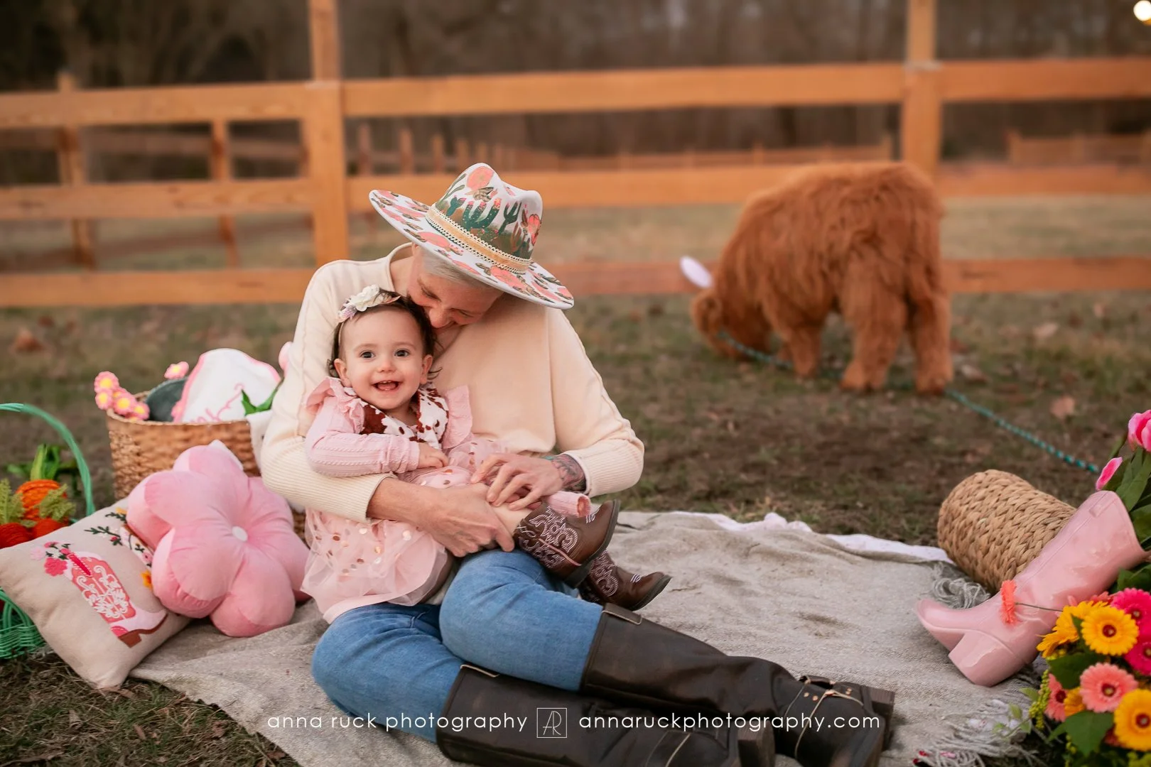 Mini cow photos_watermarked-113.jpg