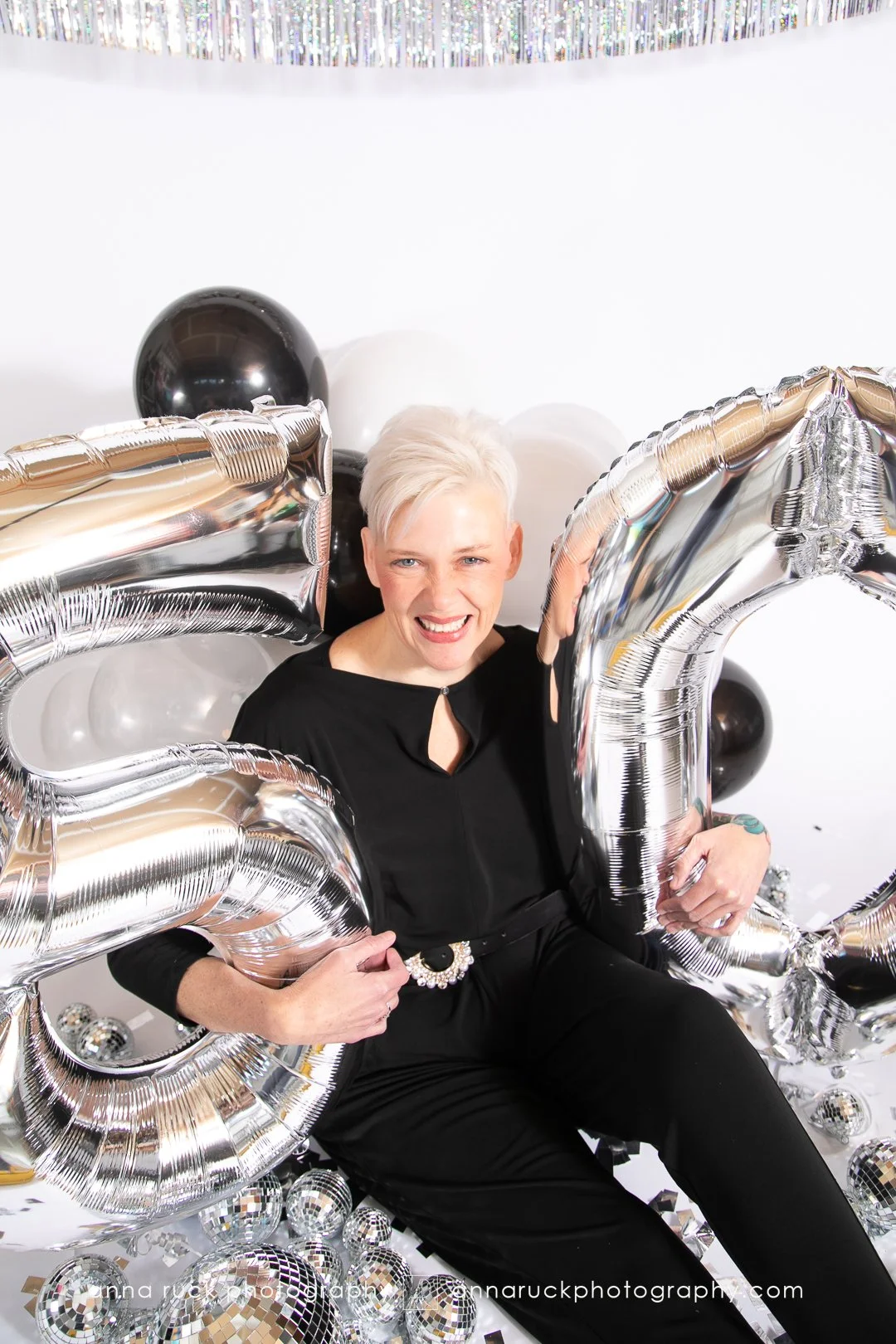 Rachel is 50_watermarked-5.jpg