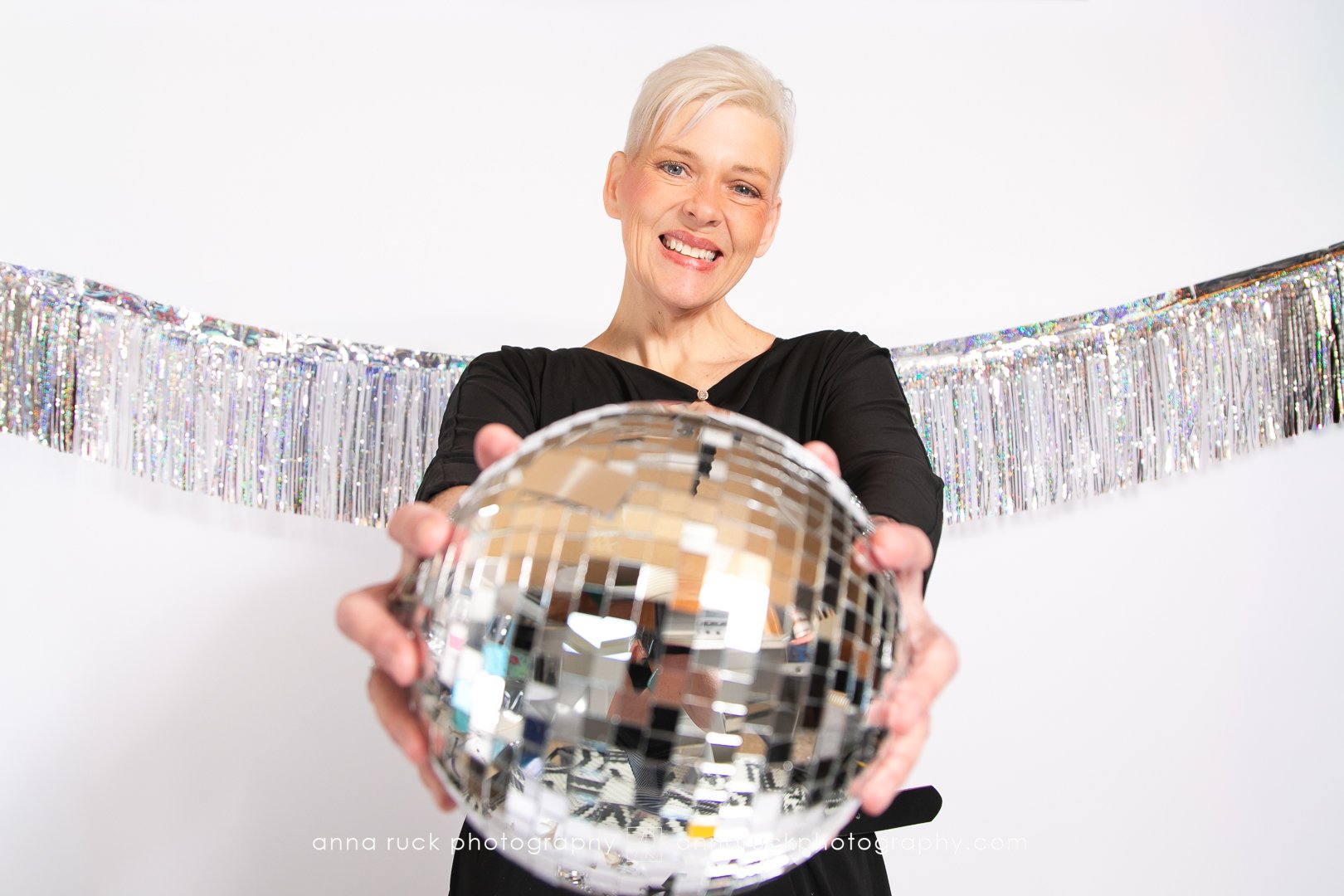 Rachel is 50_watermarked-29.jpg