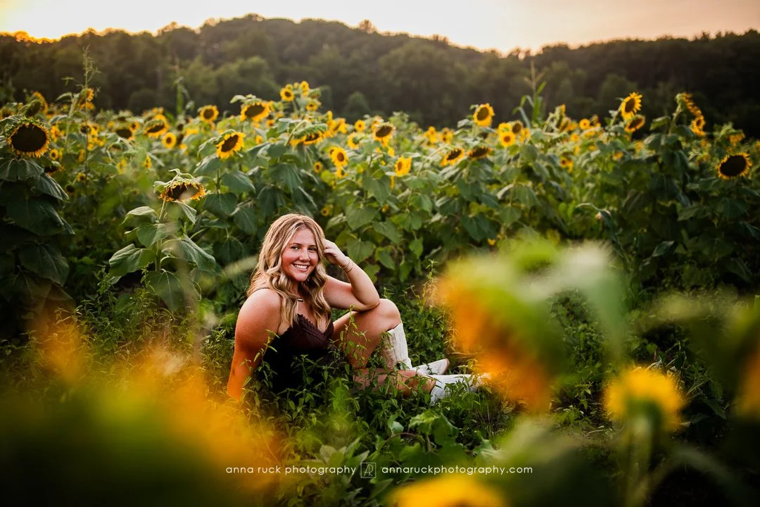 7.14.2026 sunflower session_watermarked-18.jpeg
