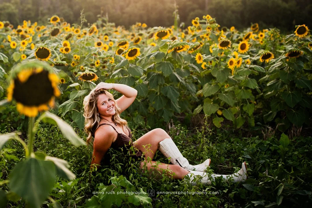 7.14.2026 sunflower session_watermarked-16.jpeg