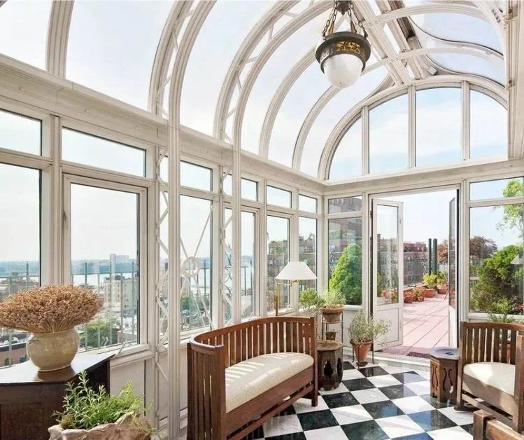 Interior Design Trends 2022 - biophilic design - conservatory.JPG