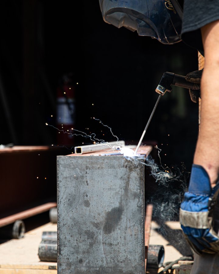 Steel H Beam Welding_.jpg