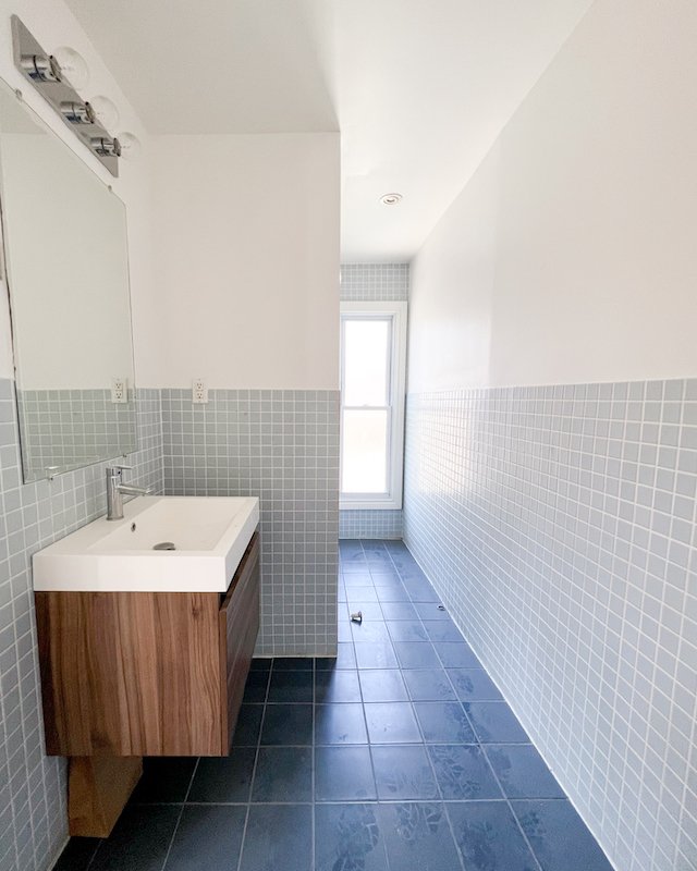 Toronto Home Renovations - Second Floor Bathroom Renovation.jpg