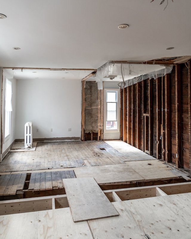 Toronto Home Renovations - replacing ceiling joists and second floor subfloor_-2.jpg