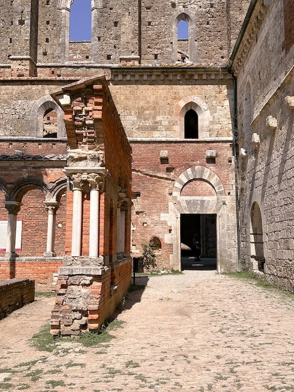 italian wedding venue - abbazia di san galgano - tuscany wedding-3.jpg