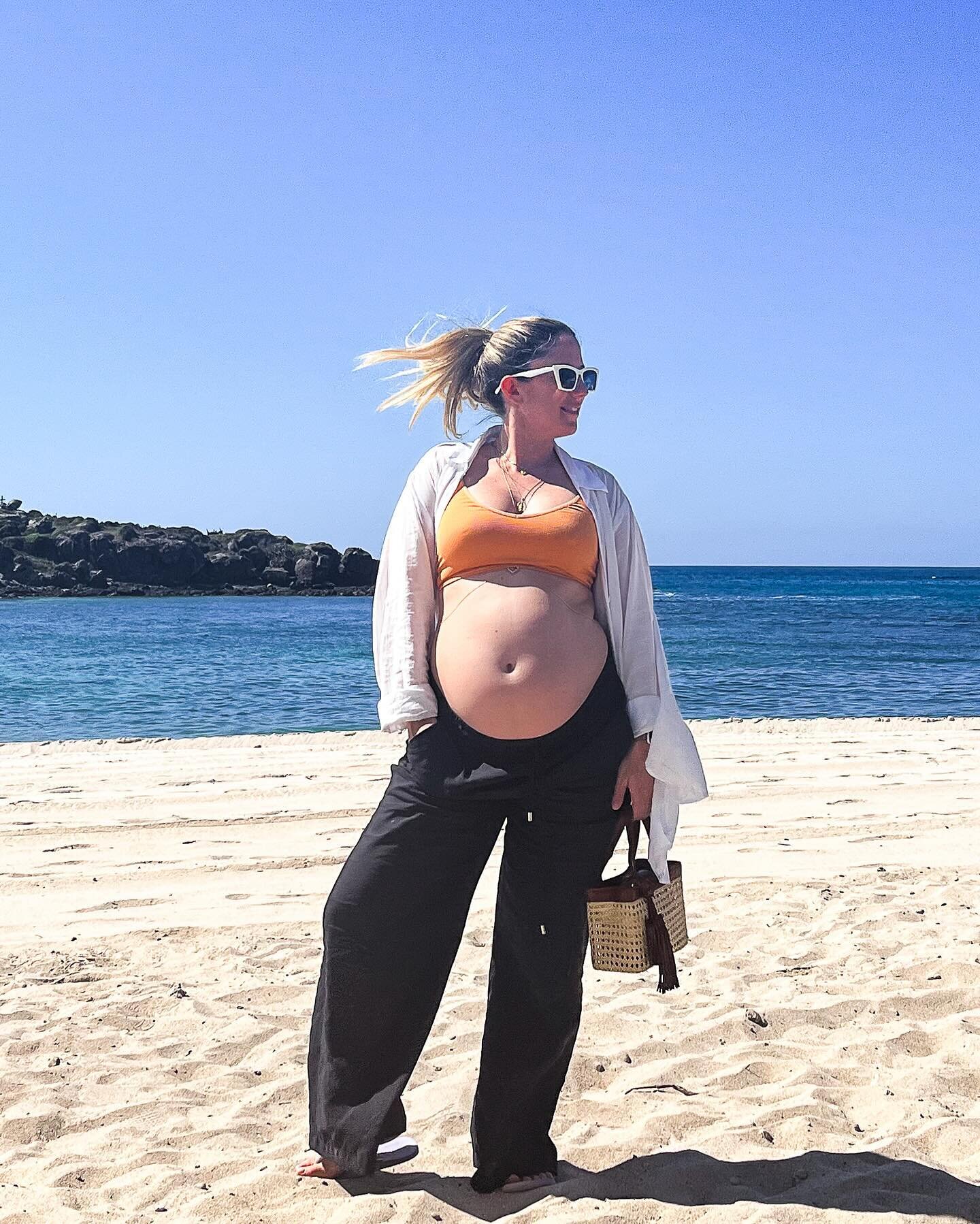 Vacation bump style 🤰🏼 Just a few of the outfits I wore while in Punta Mita 🇲🇽 

 📺 Punta Mita Travel Vlog and Blog Post comes out tonight! Will post a link in my bio so stay tuned!! ✌️
::::::::
#isthatsoh

#pregnancystyle #pregnancyfashion #pre