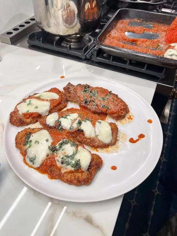 Toronto blogs - Toronto blogger - home renovations - using our new kitchen - chicken parmasan_.jpg