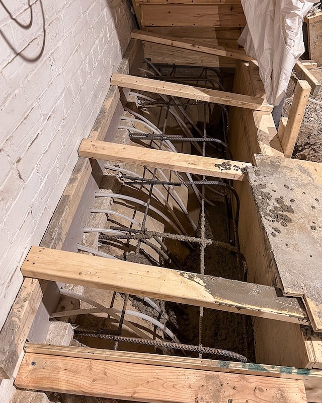 Forming in place for bench footing