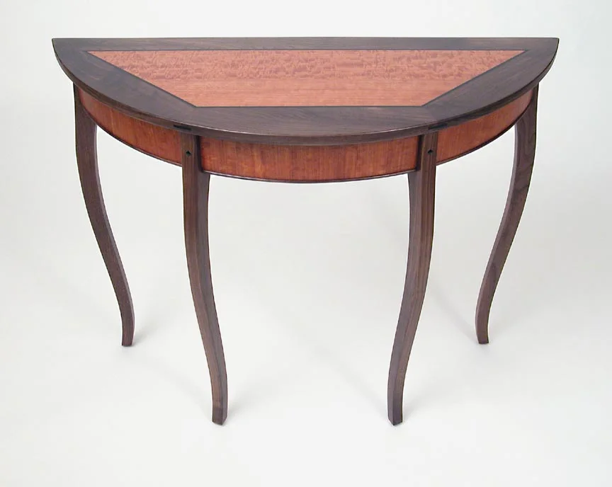 Demilune table.jpg
