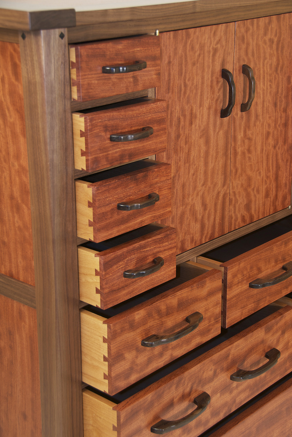 Torii 14-Drawer Chest Detail