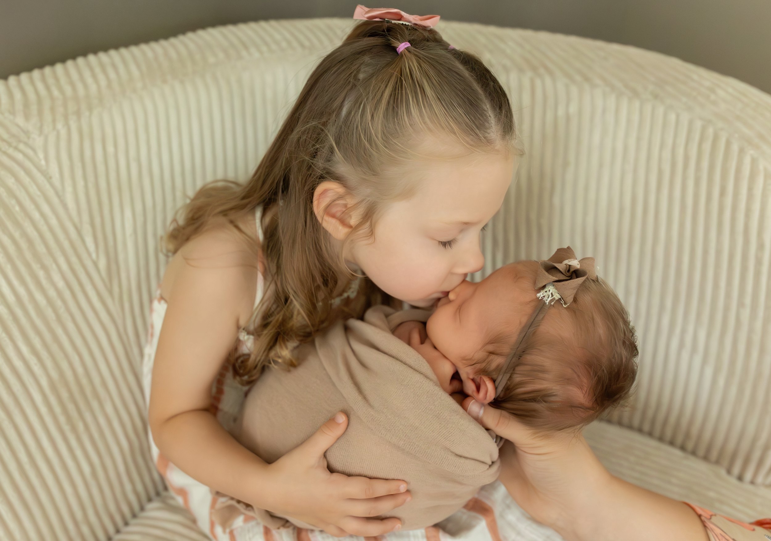 Sibling Newborn Photography