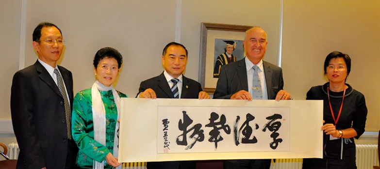 文化外交:中国的优势、机遇与挑战