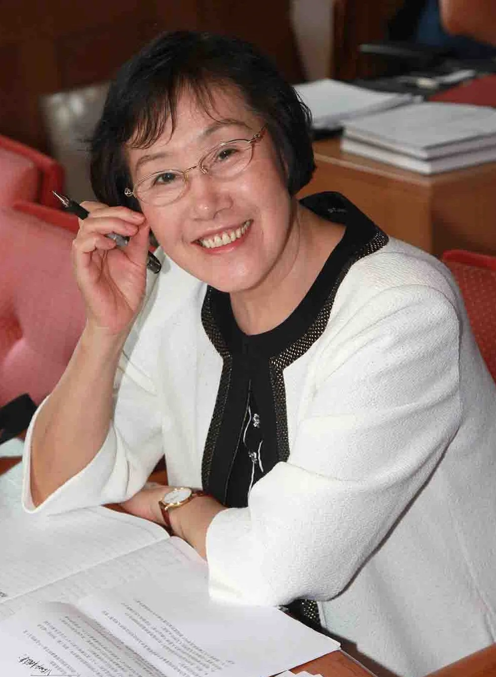 张雅文.jpg