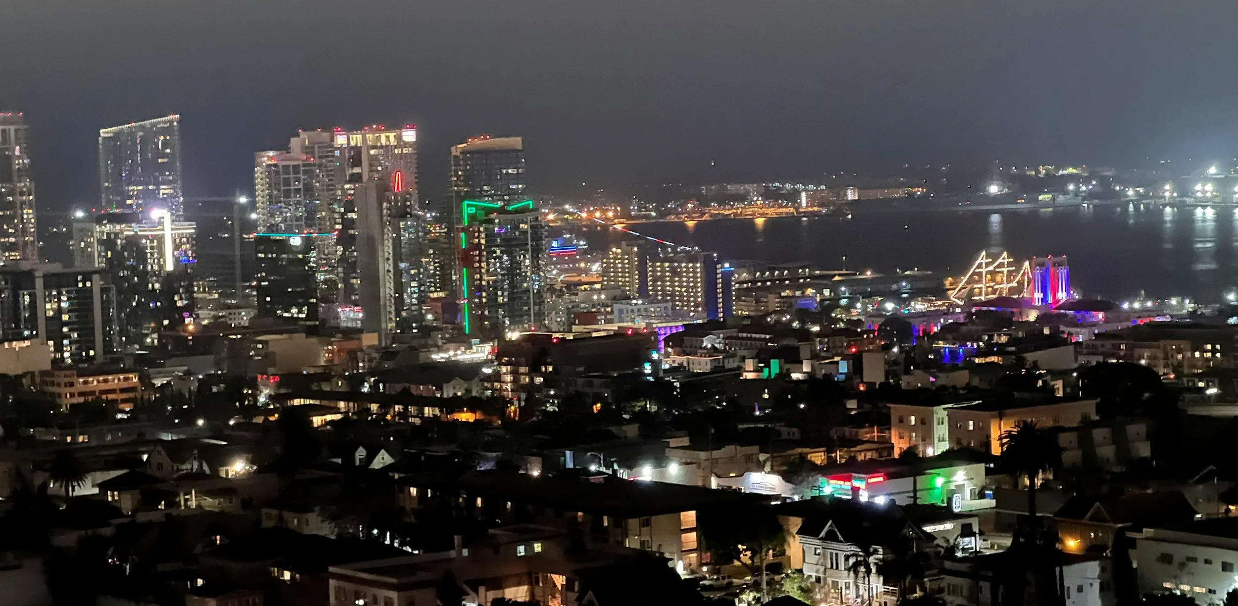 美中作协短篇小说命题征文《新冠疫情，情何以堪》如期完成