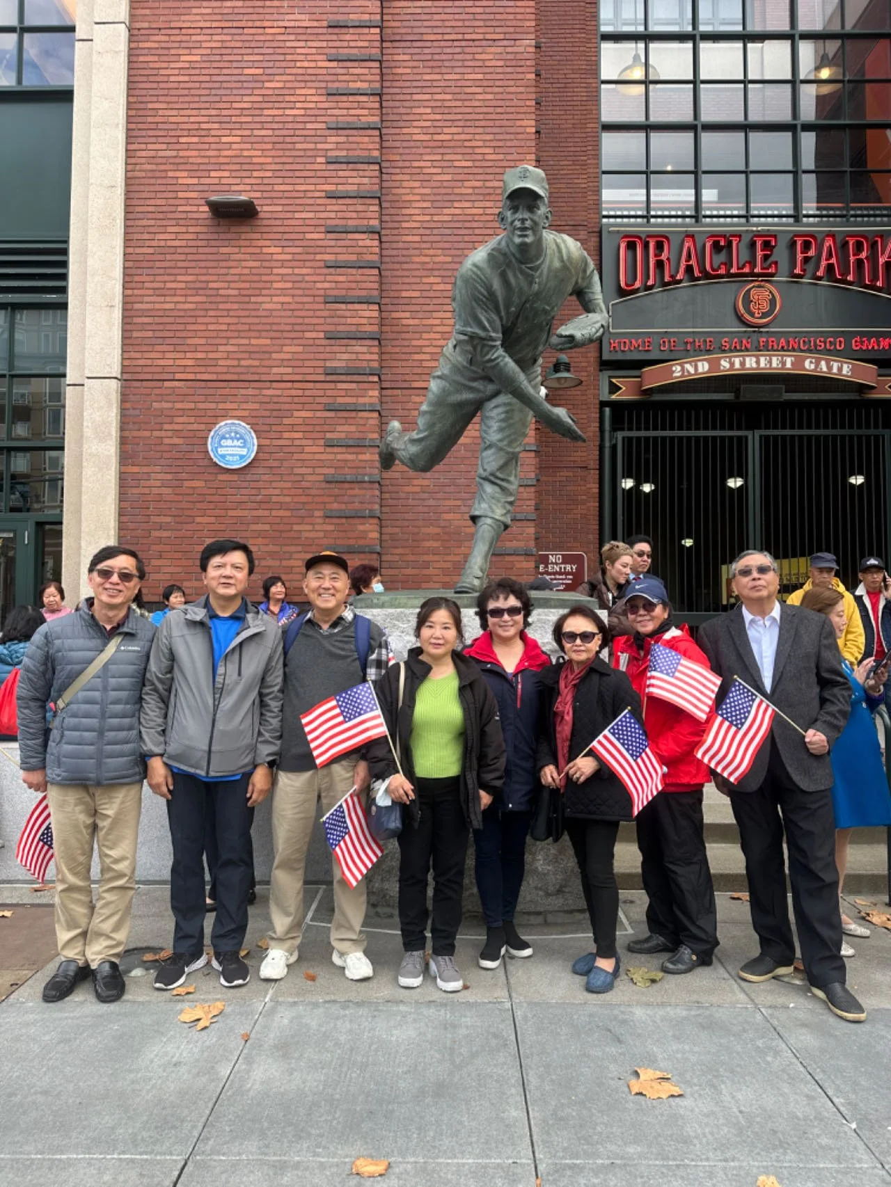 报告文学  《美利坚见闻 请听人民的呼唤》  ‐旧金山APEC欢迎习主席纪实