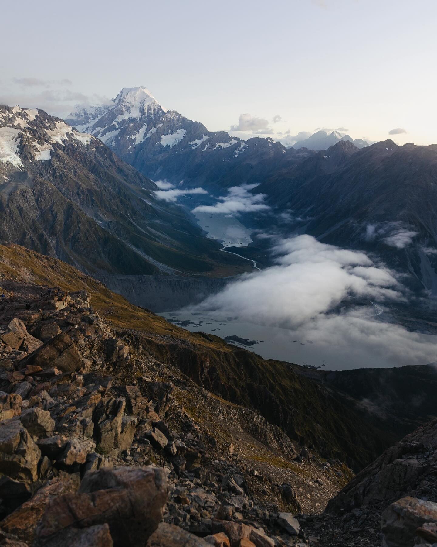 Sunrise view of Mount Cook from the Mueller Hut 

It&rsquo;s pretty easy to wake up for the sunrise at the Mueller hut. Not just because of the excitement to go see it, but more from the 20 other people who are also getting up to watch it as well. 5: