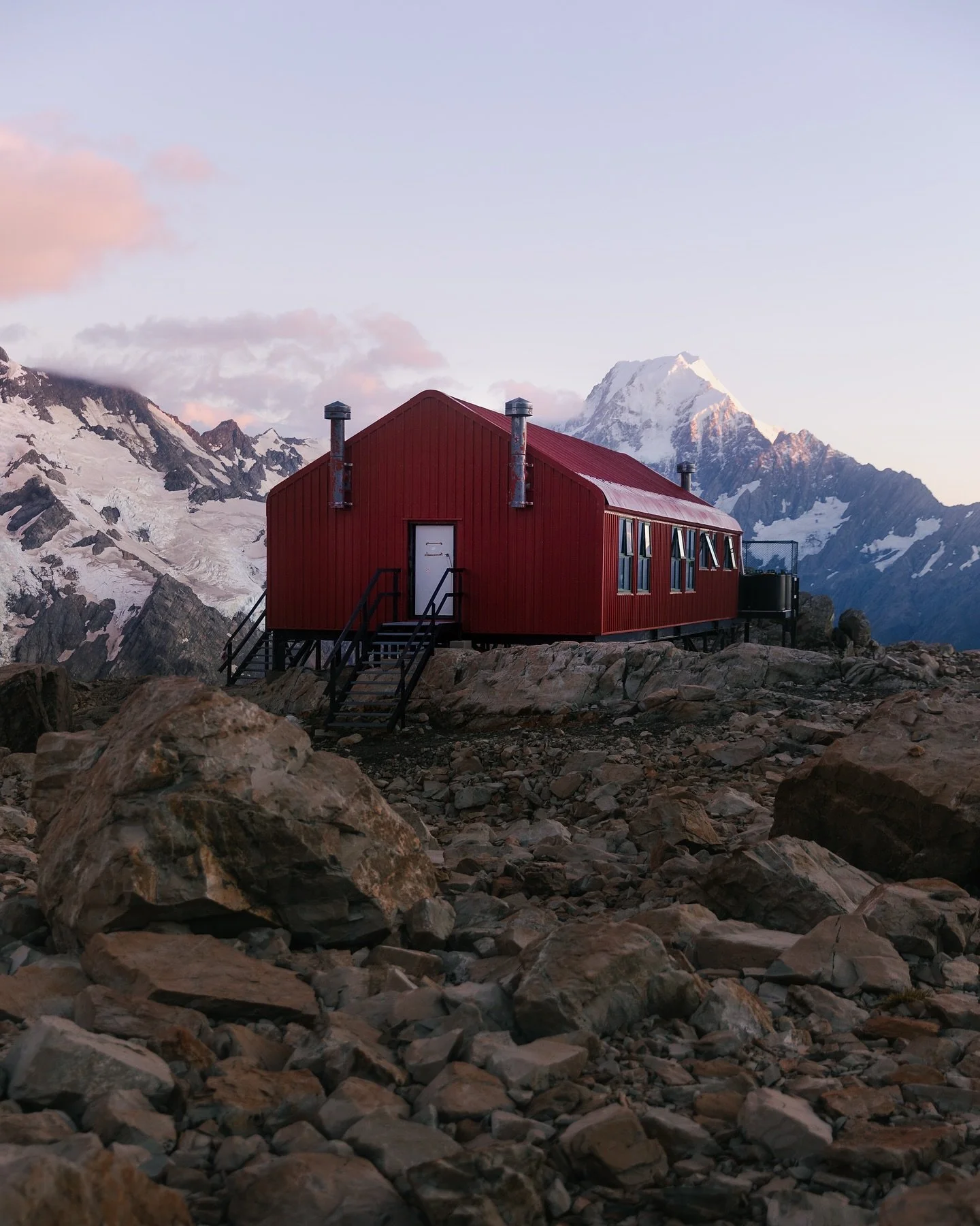 The Mueller Hut

From one of the most memorable sunrises we&rsquo;ve ever seen. Waking up before 5 am with 20 other strangers to watch the colors change behind Mount Cook 

#muellerhut #muellerhuttrack #mountcook