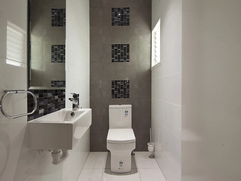 Brooks St WC.jpg