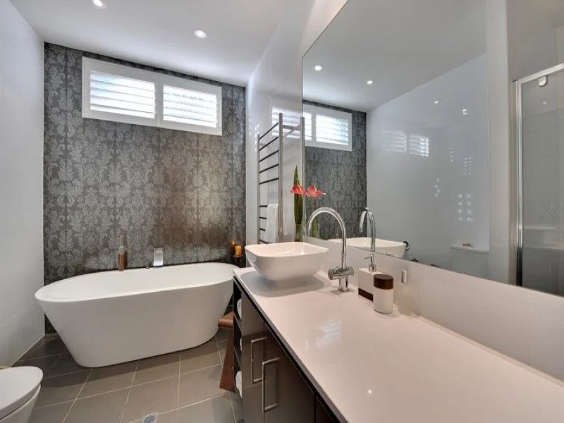 bathroom Feature wall 20110429211530.jpg