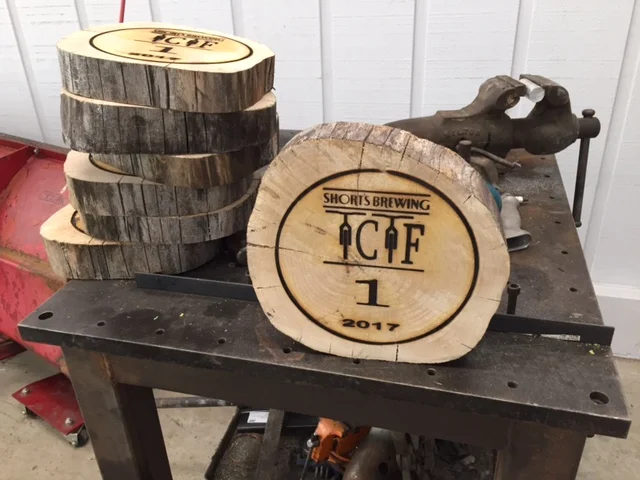 LOG.jpg
