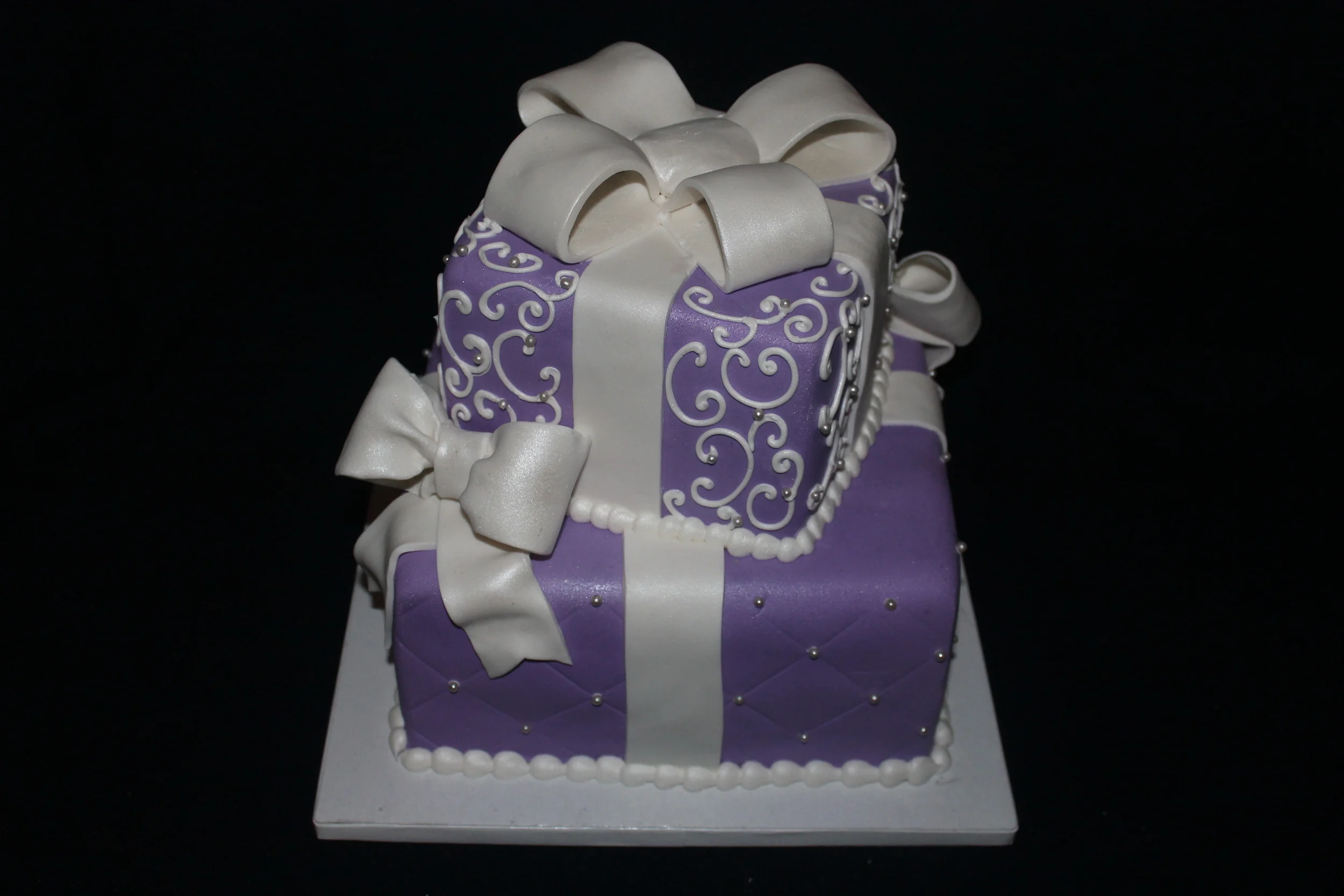 2 tier  purple present cake