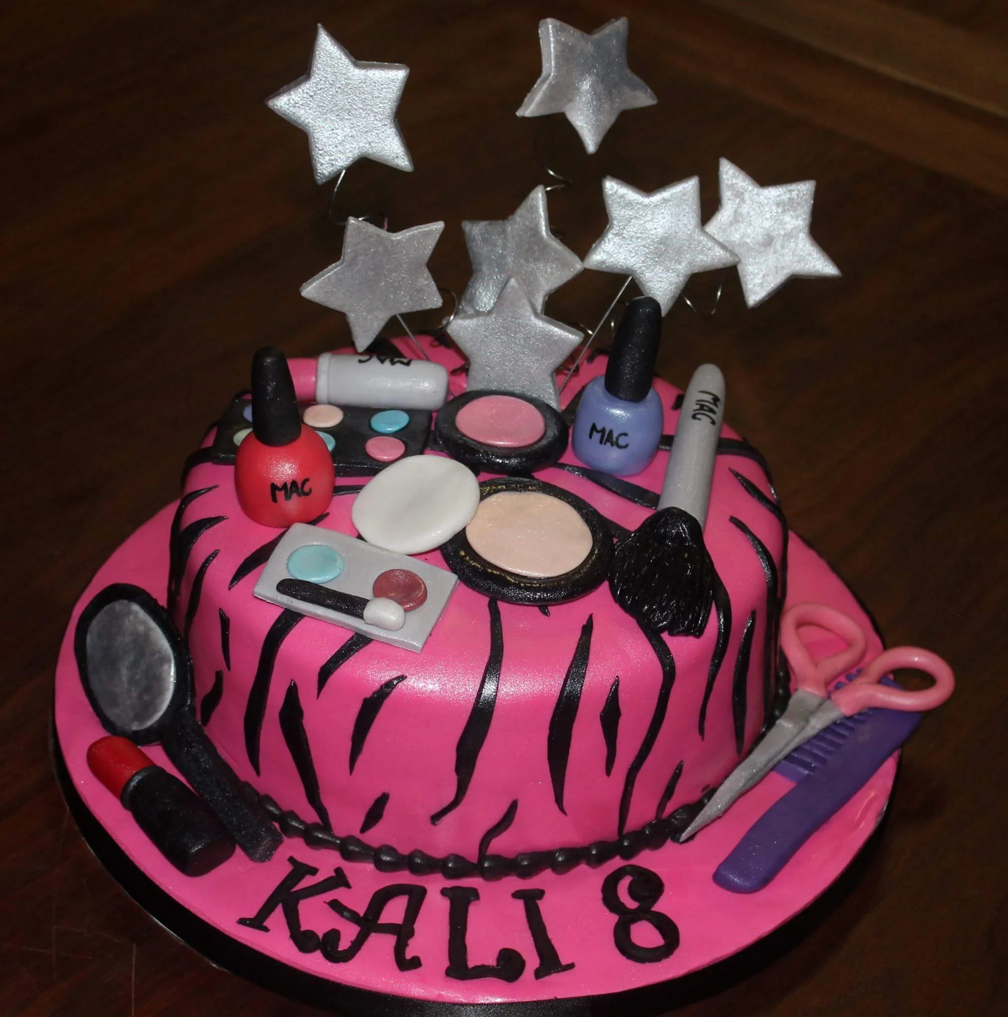 makeup cake