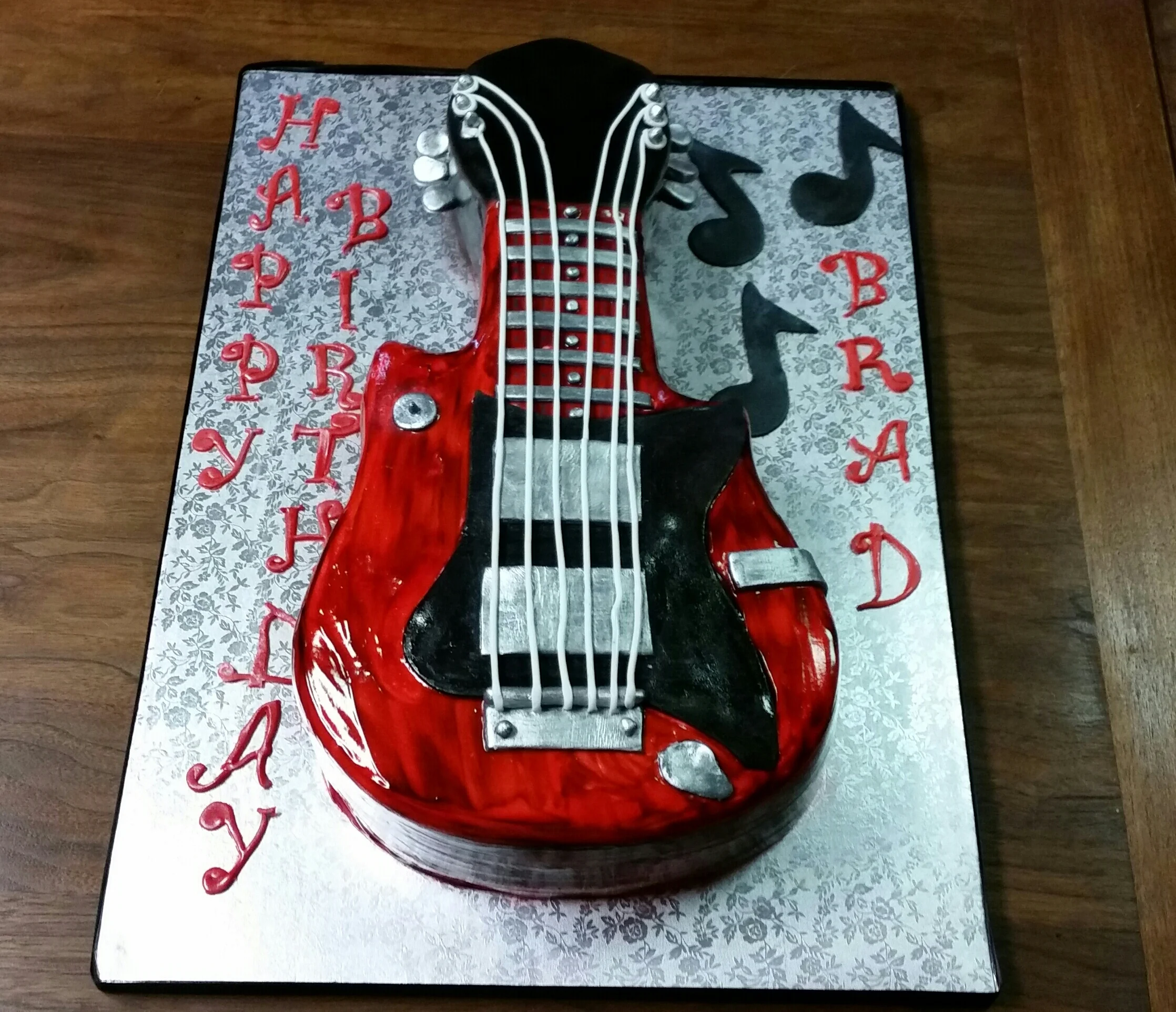Guitar cake