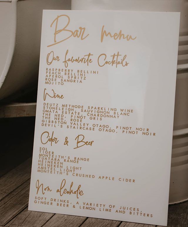 Love this bar menu! 🌟
We have a question for you! Would you be interested in custom menu options for Alfie?
.
Photo by @ericajanephotographer