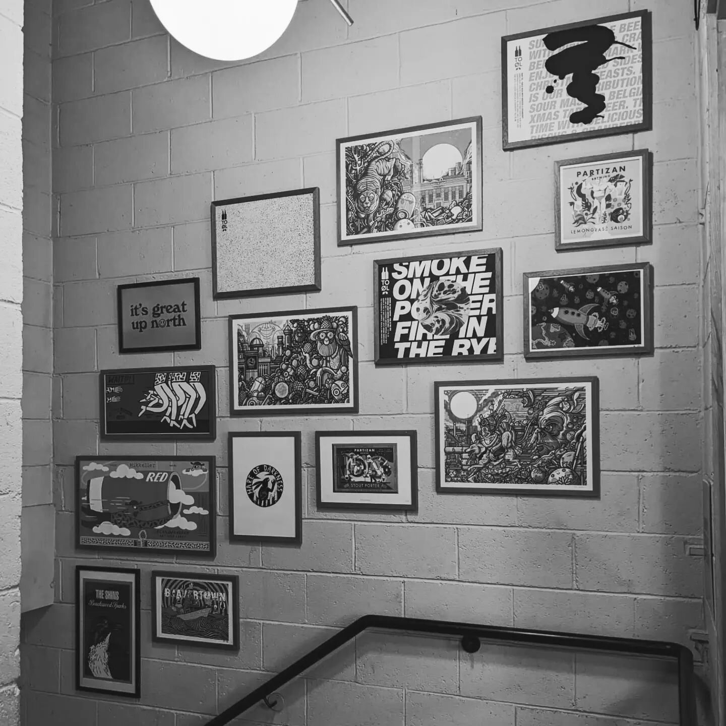 A highlight from 2023:
Hospitality interior: Montage placement and installation @waterlaneboathouse in #Leeds 

#hangmyart #artinstallers #picturehangers #hangingart #artinstallation #artinstaller #picturehanger #gallerywall #montage #art #hireprofes