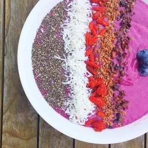 BERRY BOWL
