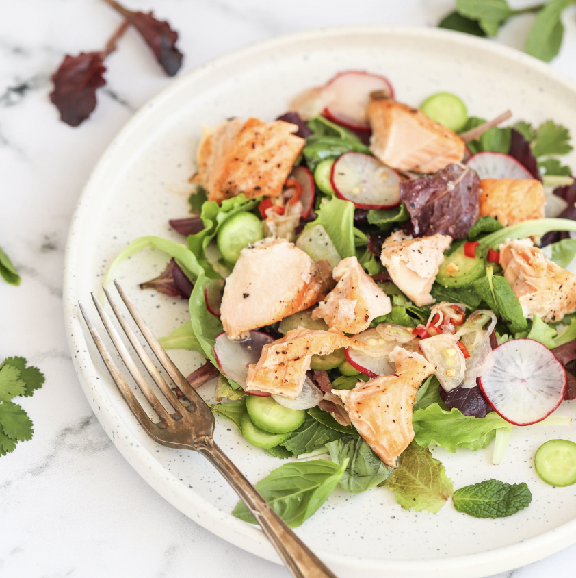 GRILLED SALMON SALAD WITH CHILIES AND HERBS