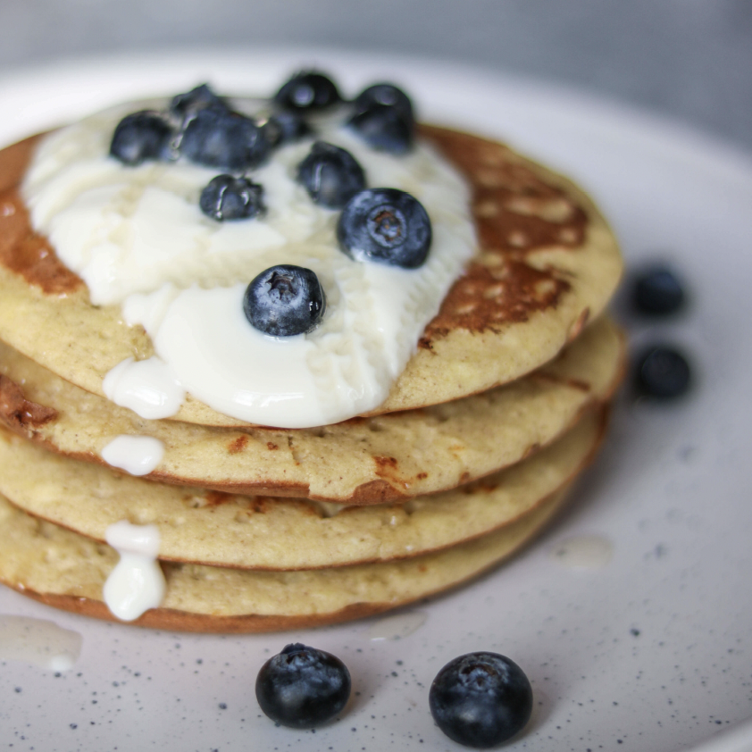 COTTAGE CHEESE PROTEIN PANCAKES